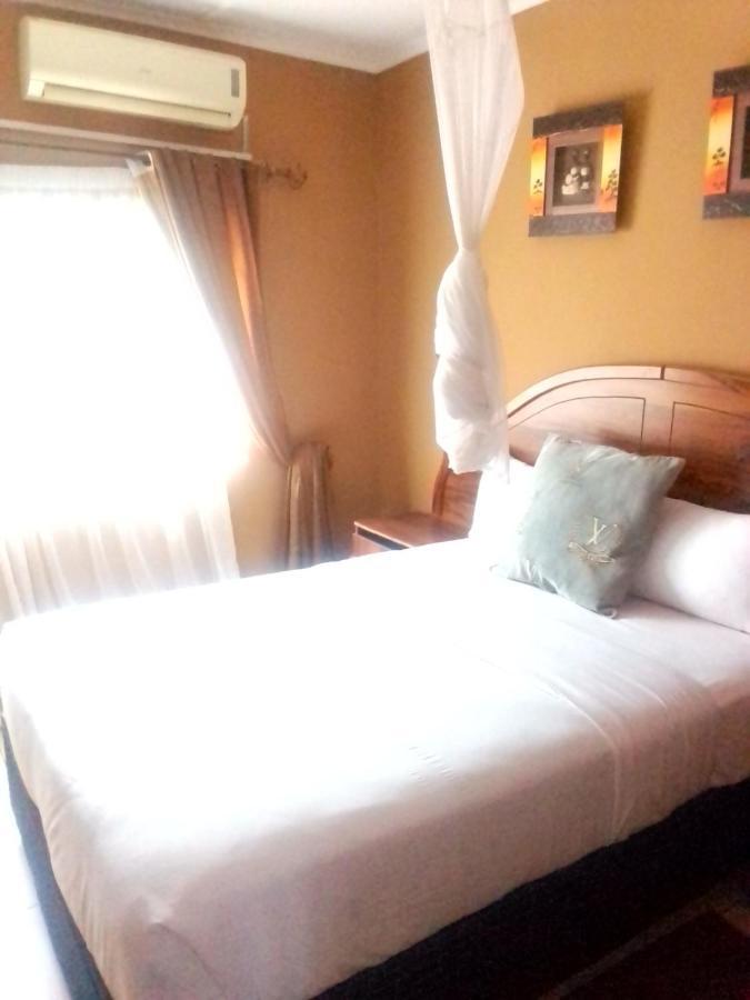 Eland Lodge Livingstone Ngoại thất bức ảnh